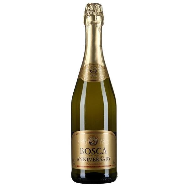 Винный напиток газированный Bosca Anniversary Gold Label белое сладкое, 0.75 л