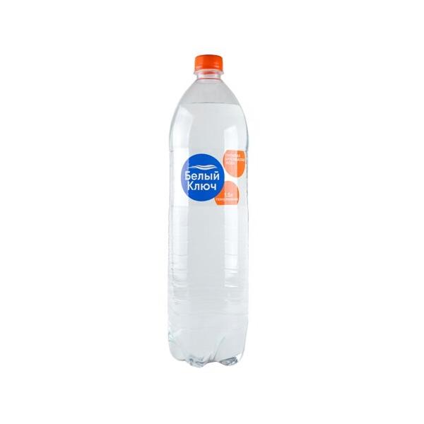 Питьевая вода Белый ключ газированная, пластик