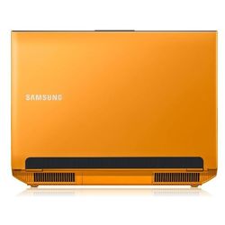 Samsung 700G7C-Т02 (Core i7 3630QM 2400 Mhz, 17.3", 1920x1080, 8192Mb, 878Gb, Blu-Ray, AMD Radeon HD 7870М, Wi-Fi, Bluetooth, Win 8) желтый