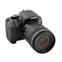 Canon EOS 650D Kit 18Mpix 18-55DC 3 1080p SDHC turLCD (Набор с объективом)