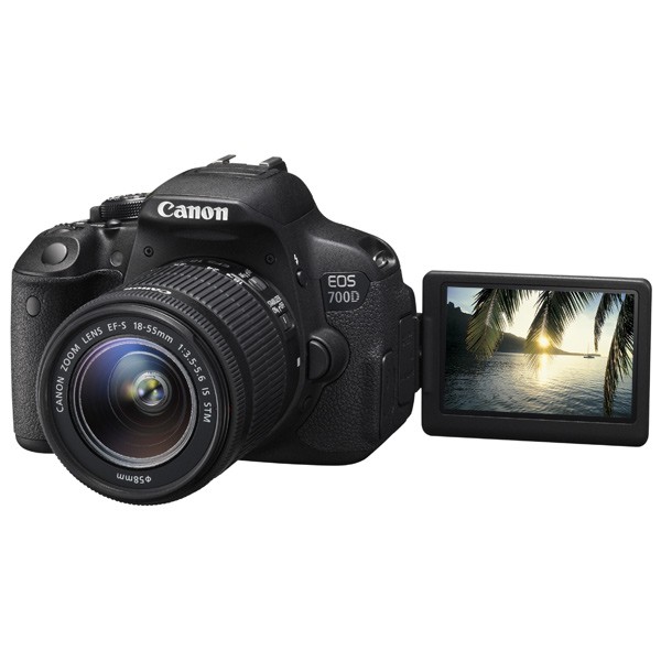 Canon EOS 700D Kit 18-55 IS STM Black