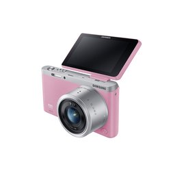 Samsung NX Mini (silver/pink 20.5Mpix 9mm 3" 1080p SDHC BSI-CMOS turLCD HDMI WiFi Набор с объективом)
