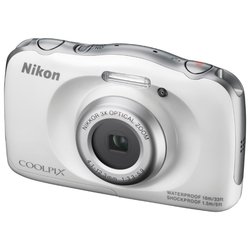 Nikon Coolpix S33 + рюкзак (белый)