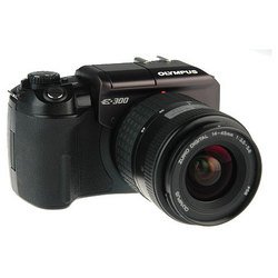 Olympus E-300 Kit