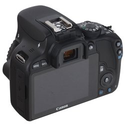 Canon EOS 100D Kit (в комплекте объектив 18-55 DCIII)