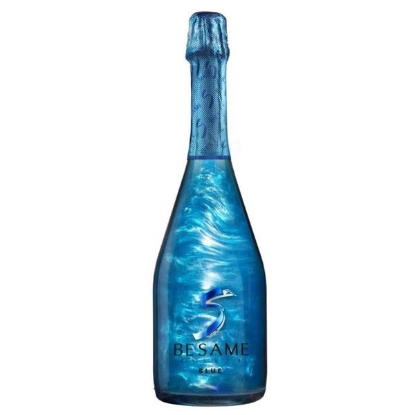 Винный напиток Besame Blue 0.75 л