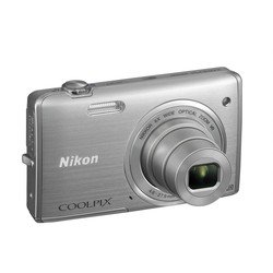 Nikon Coolpix S5200 (серебро)