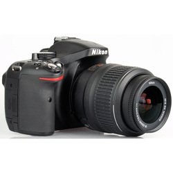Nikon D5200 Kit (black 24.1Mpix 18-55VR II 3 1080p SDHC turLCD, Набор с объективом EN-EL14)