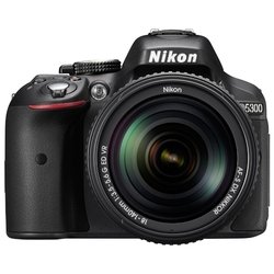 Nikon D5300 Kit (black 24.2Mpix 18-55VR II 3 1080p SD, Набор с объективом)