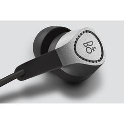 Bang & Olufsen BeoPlay H3 (серый)