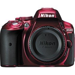Nikon D5300 Body (красный)