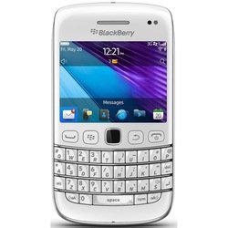 BlackBerry Bold 9790 (белый)