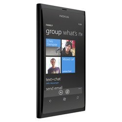 Nokia Lumia 800 (черный)